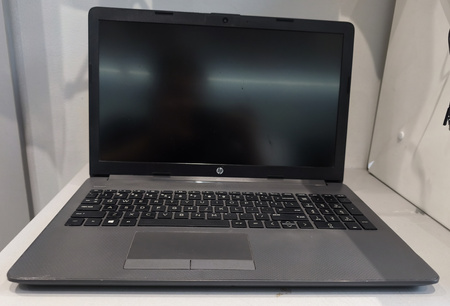 Laptop HP 255 G7 15,6" AMD Ryzen 5 3500U 16/256GB SSD Win 11 Home